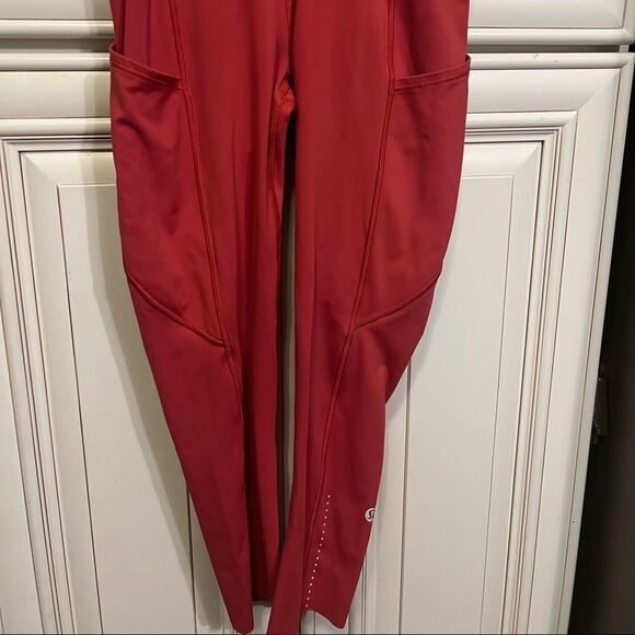 lululemon athletica Pants - Lululemon Fast & free Crops  Sz 2 Orange